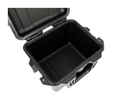 Peli Storm iM2075 Case With Foam SPECIAL OFFER